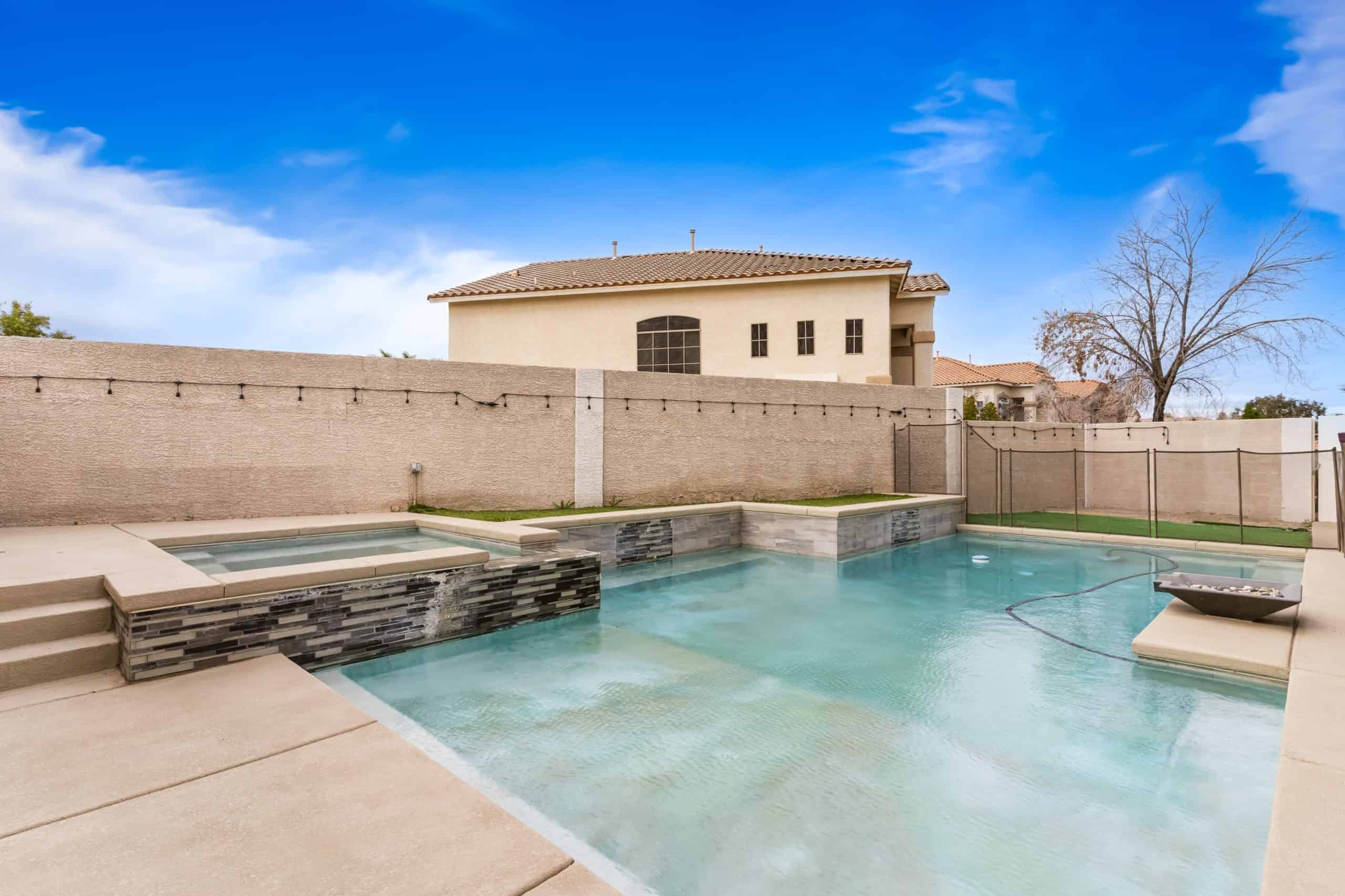 Las Vegas salt water pool home